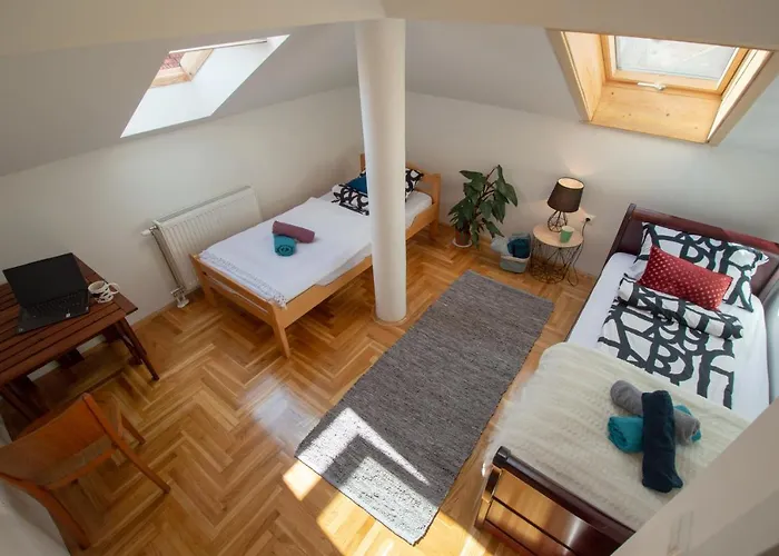 Spacious, Central And Luxury Flat With Great View!