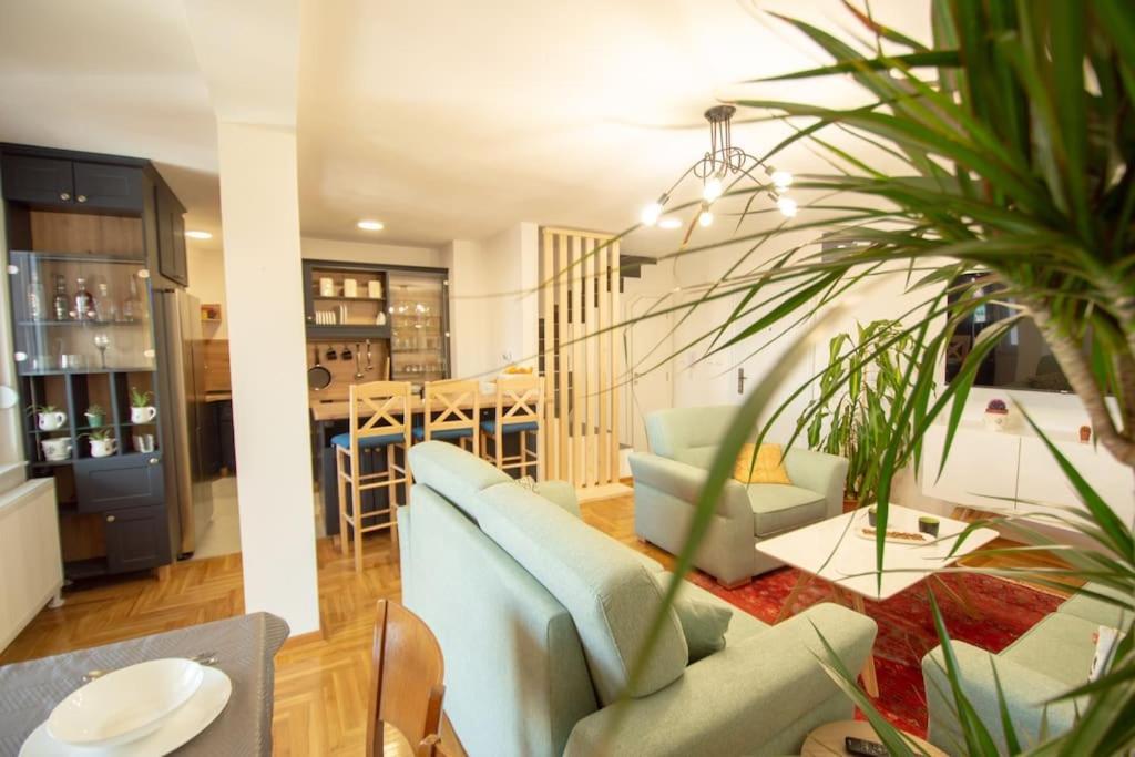 Apartment Spacious, And Luxury Flat With Great View!